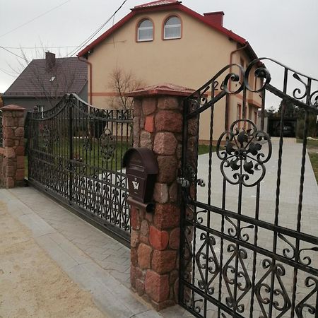 Roza Apartment Zelistrzewo Bagian luar foto