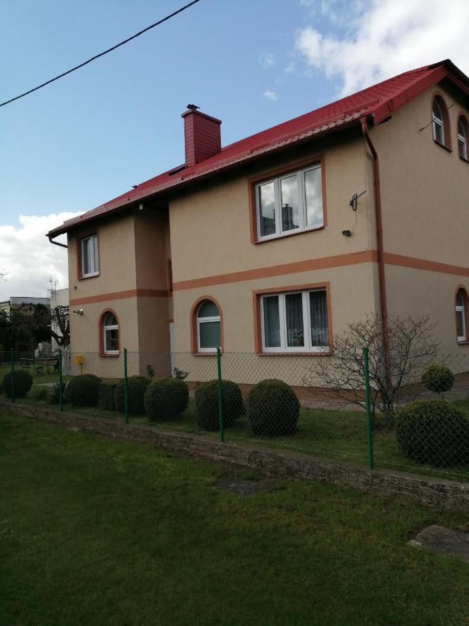 Roza Apartment Zelistrzewo Bagian luar foto